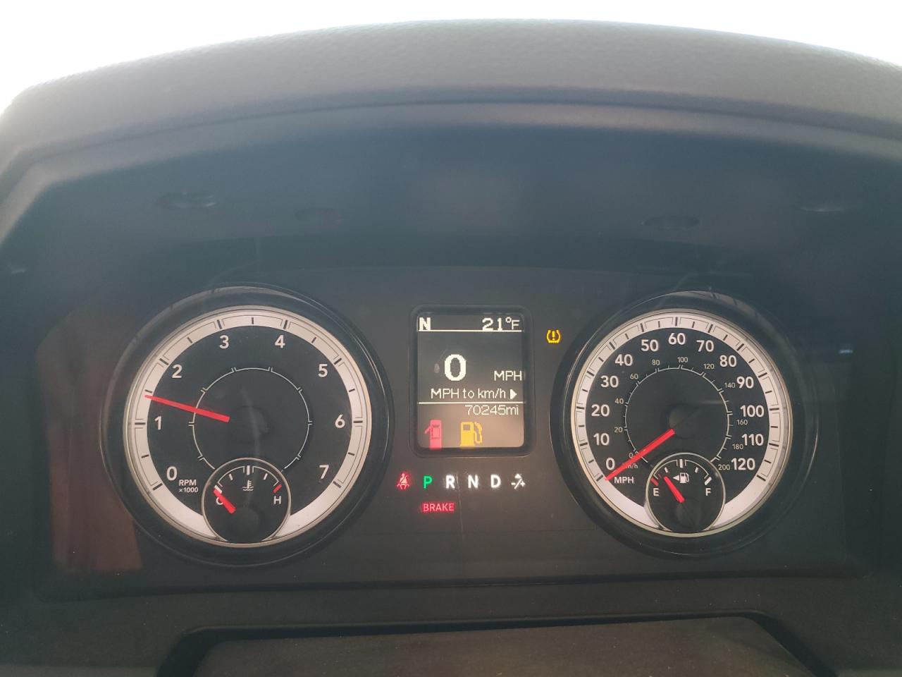 2018 RAM 1500 - Image 9