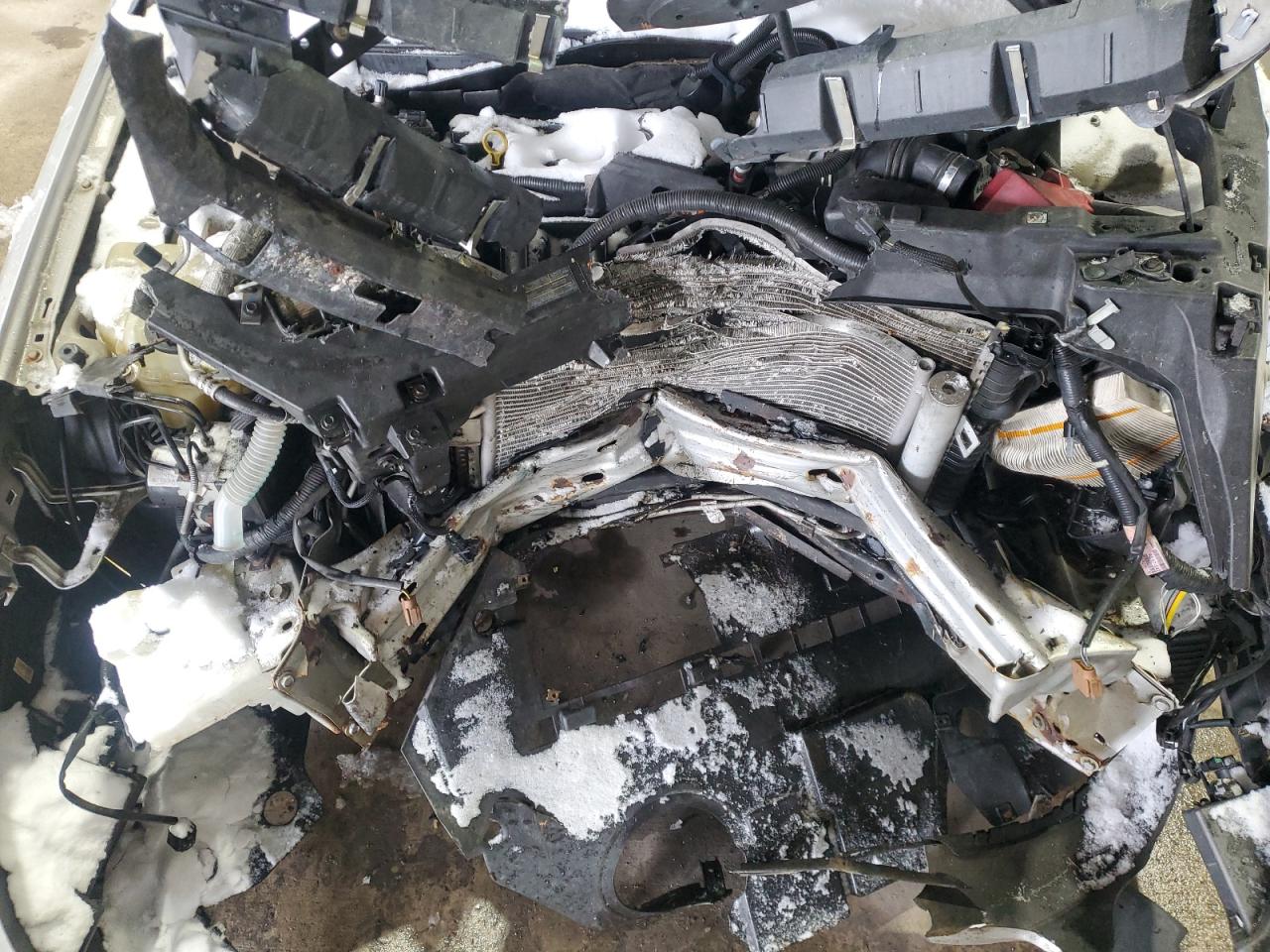 2010 Ford Fusion - Image 11