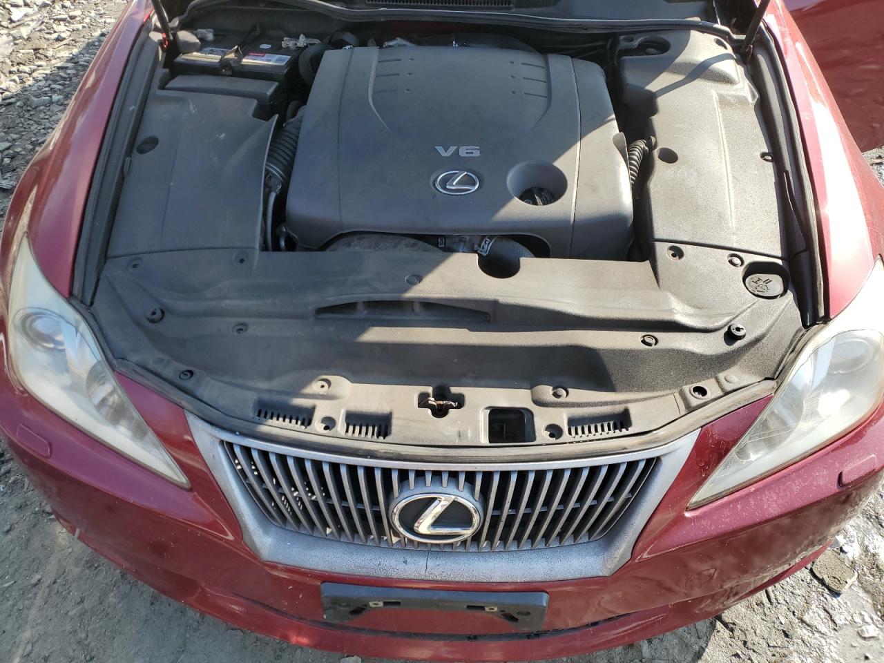 2010 Lexus IS - Image 11