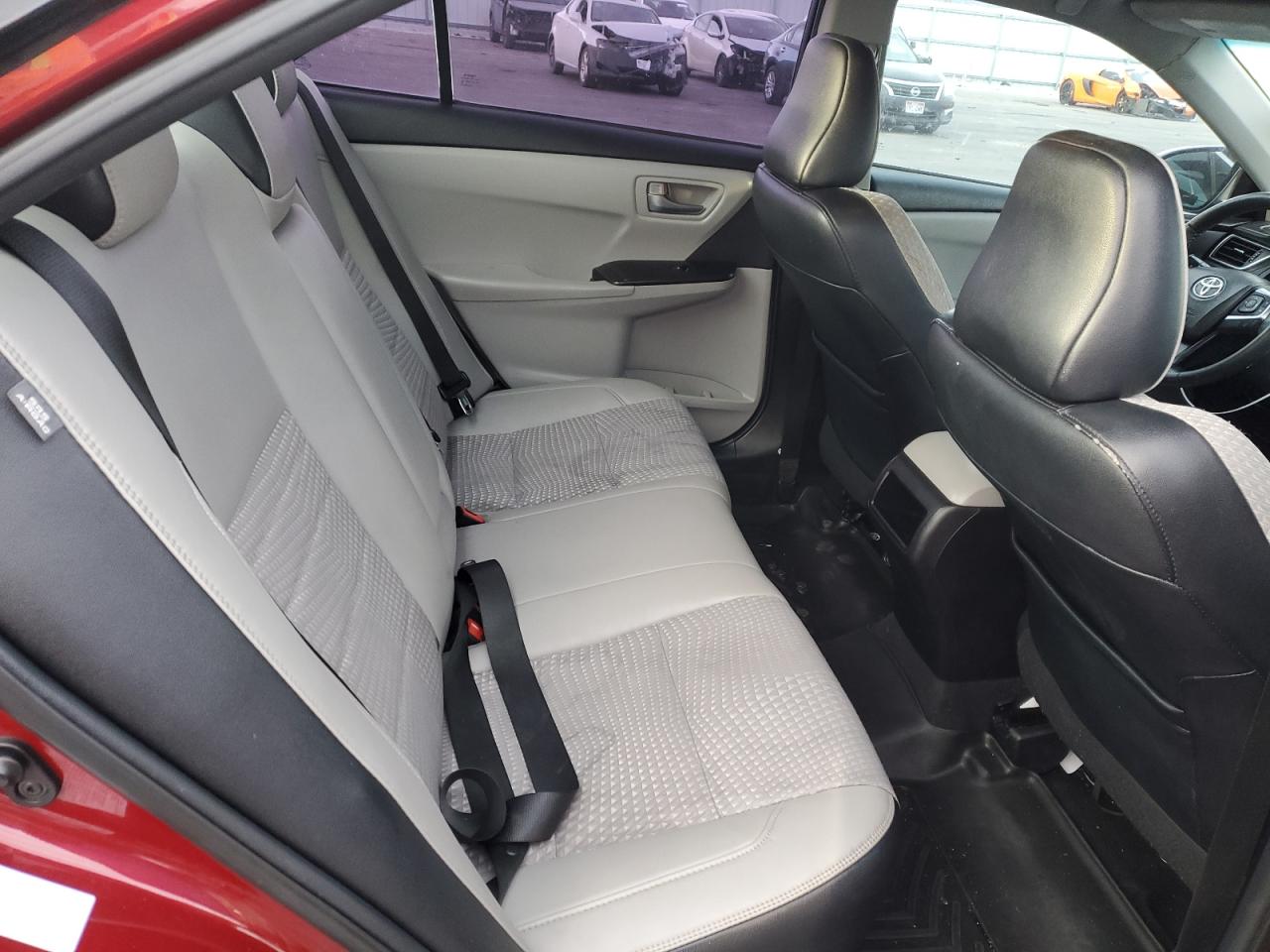 2015 Toyota Camry - Image 10