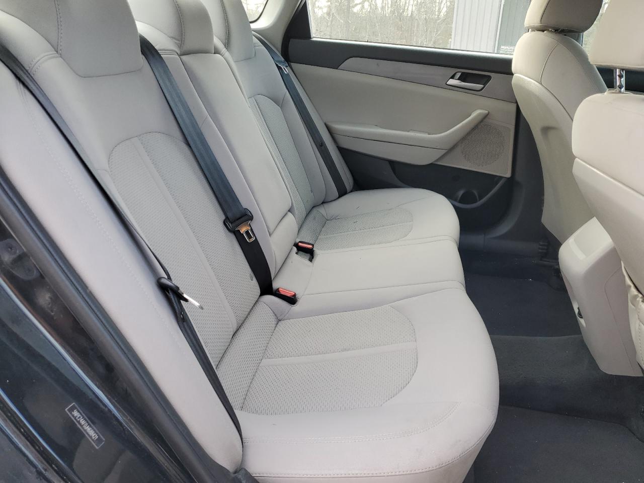 2018 Hyundai Sonata - Image 10