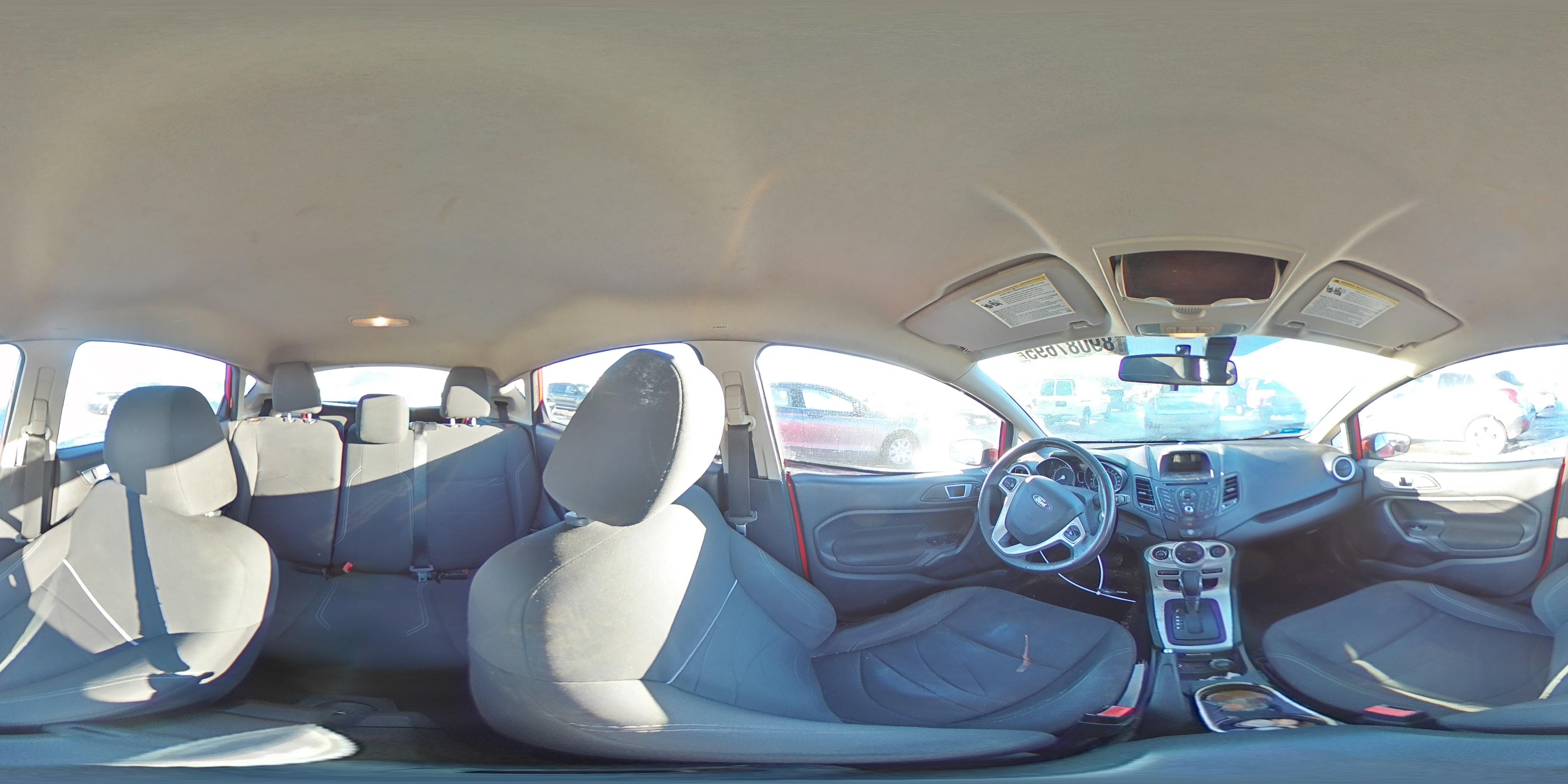 2014 Ford Fiesta - Image 13