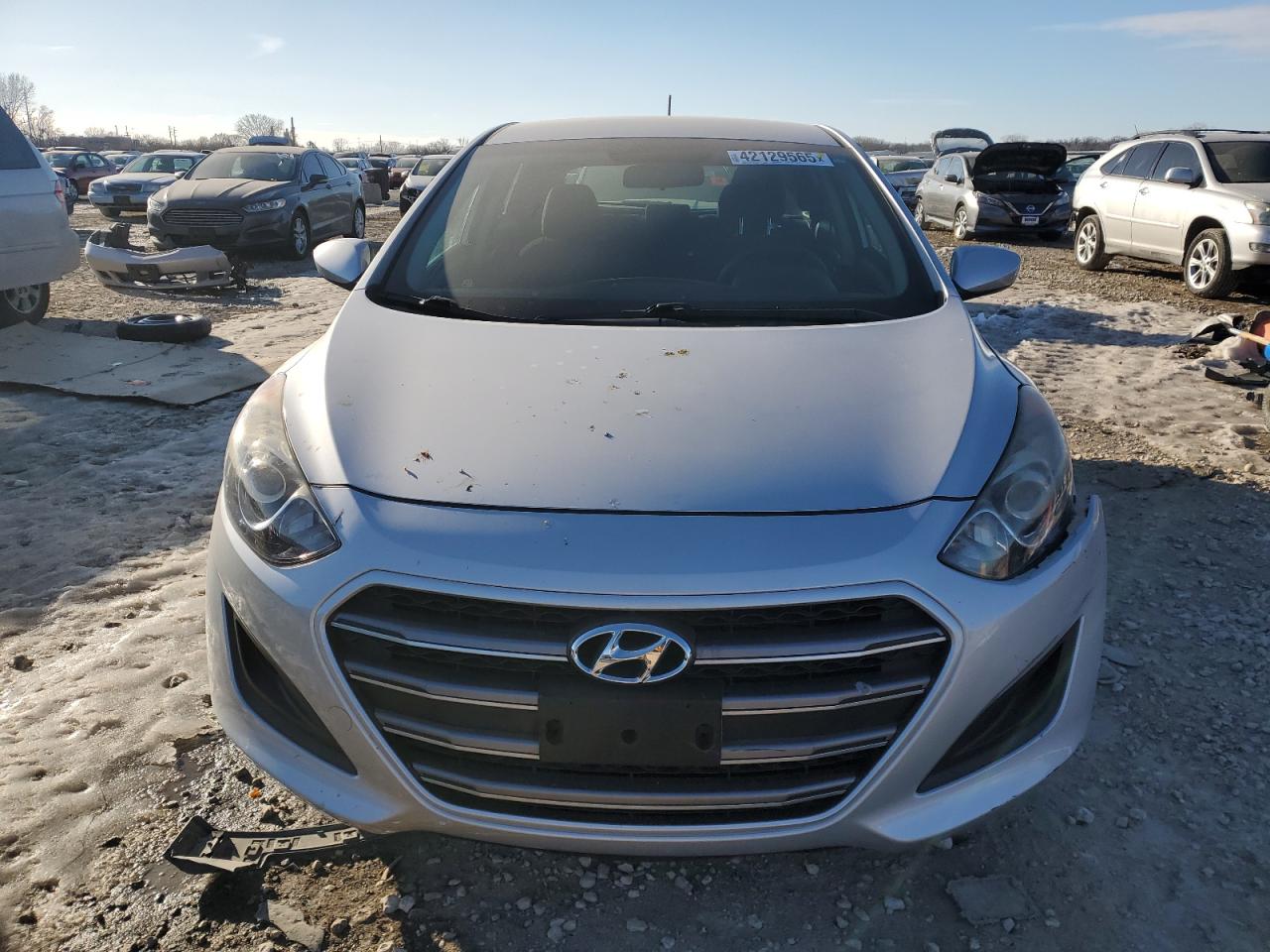 2016 Hyundai Elantra - Image 5
