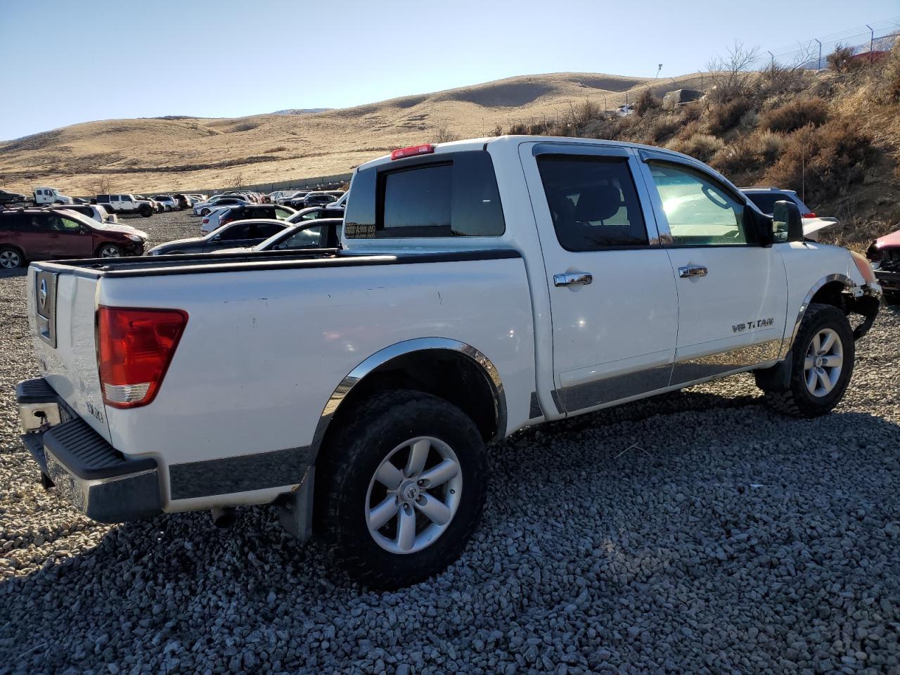 2011 Nissan Titan - Image 3