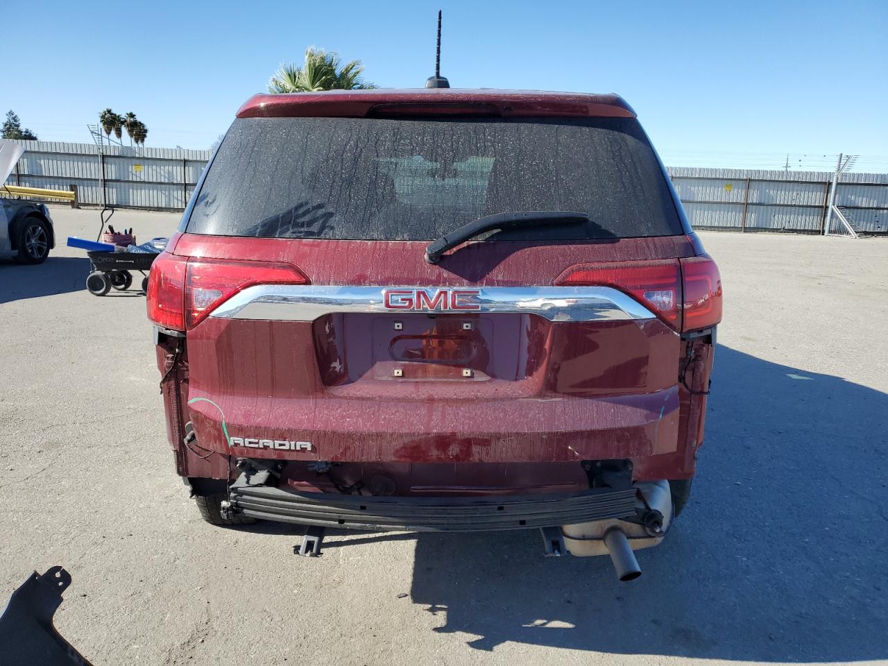 2017 GMC Acadia - Image 6