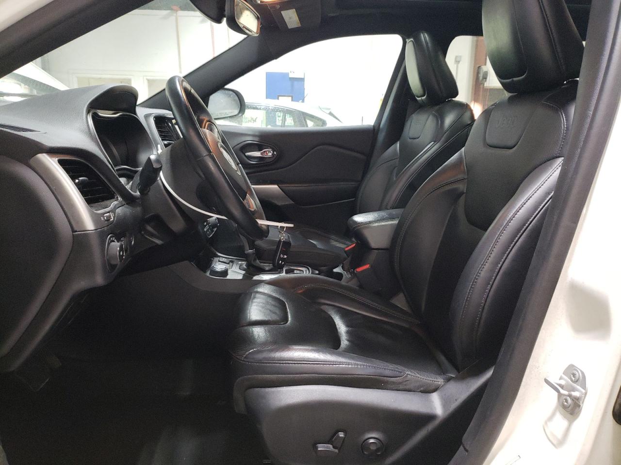 2019 Jeep Grand Cherokee - Image 7