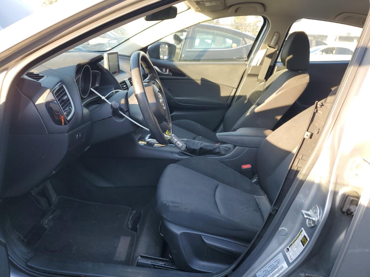 2015 Mazda 3 - Image 7