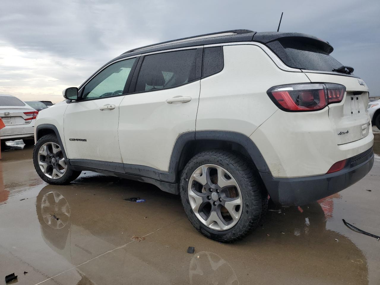 2019 Jeep Compass - Image 2