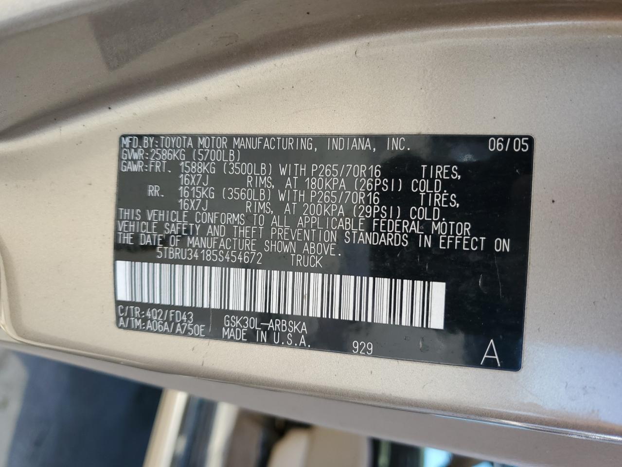 2005 Toyota Tundra - Image 12