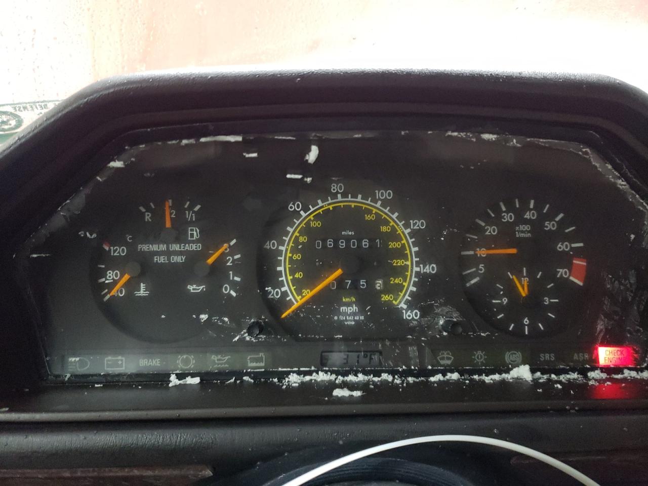 1994 Mercedes-Benz E 320 VIN: WDBEA66E8RC044069 Lot: 87713565