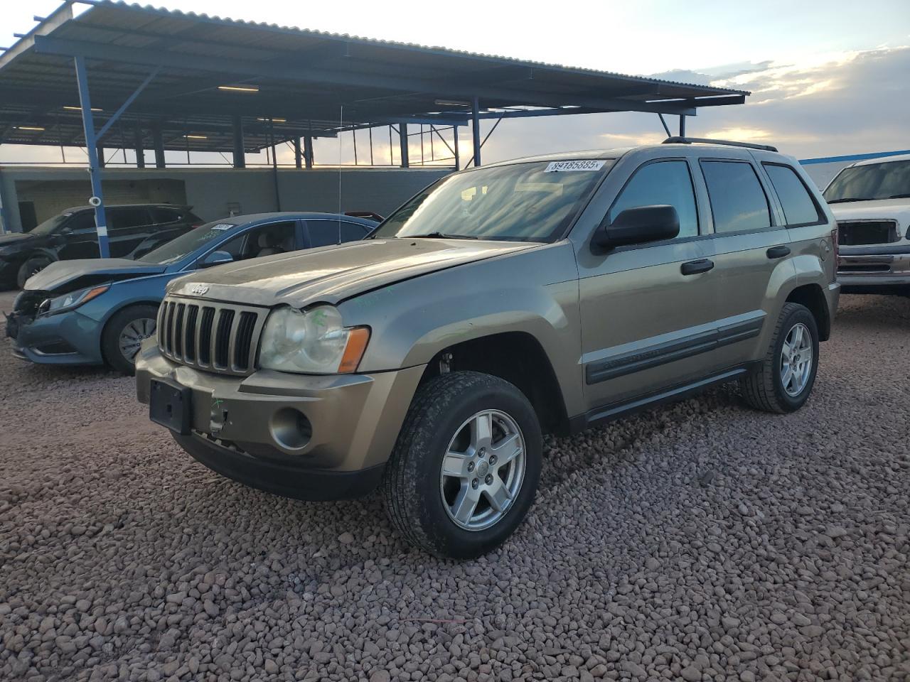 2006 Jeep Grand Cherokee Laredo for Sale in Phoenix, AZ - Front End