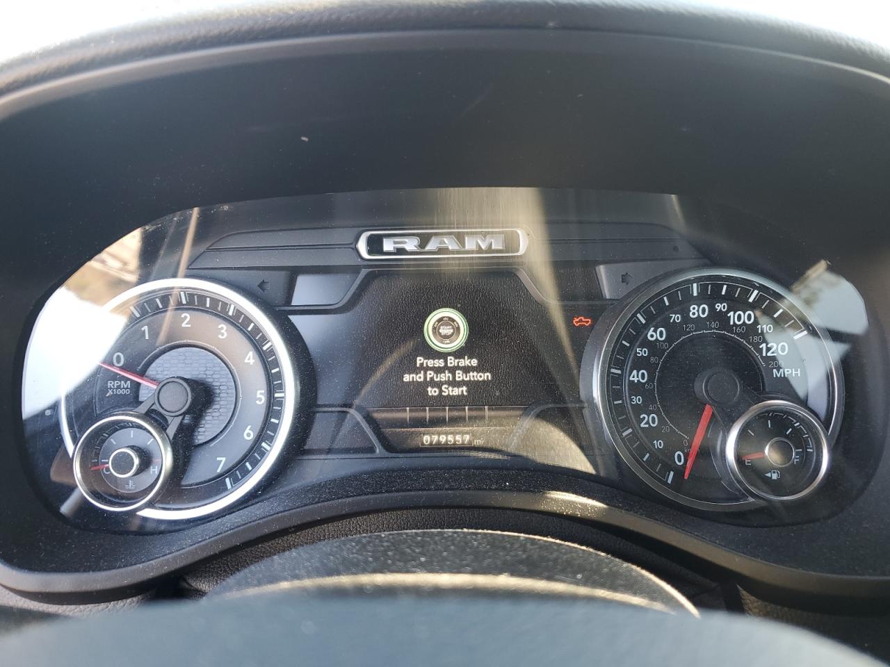 2021 RAM 1500 - Image 9