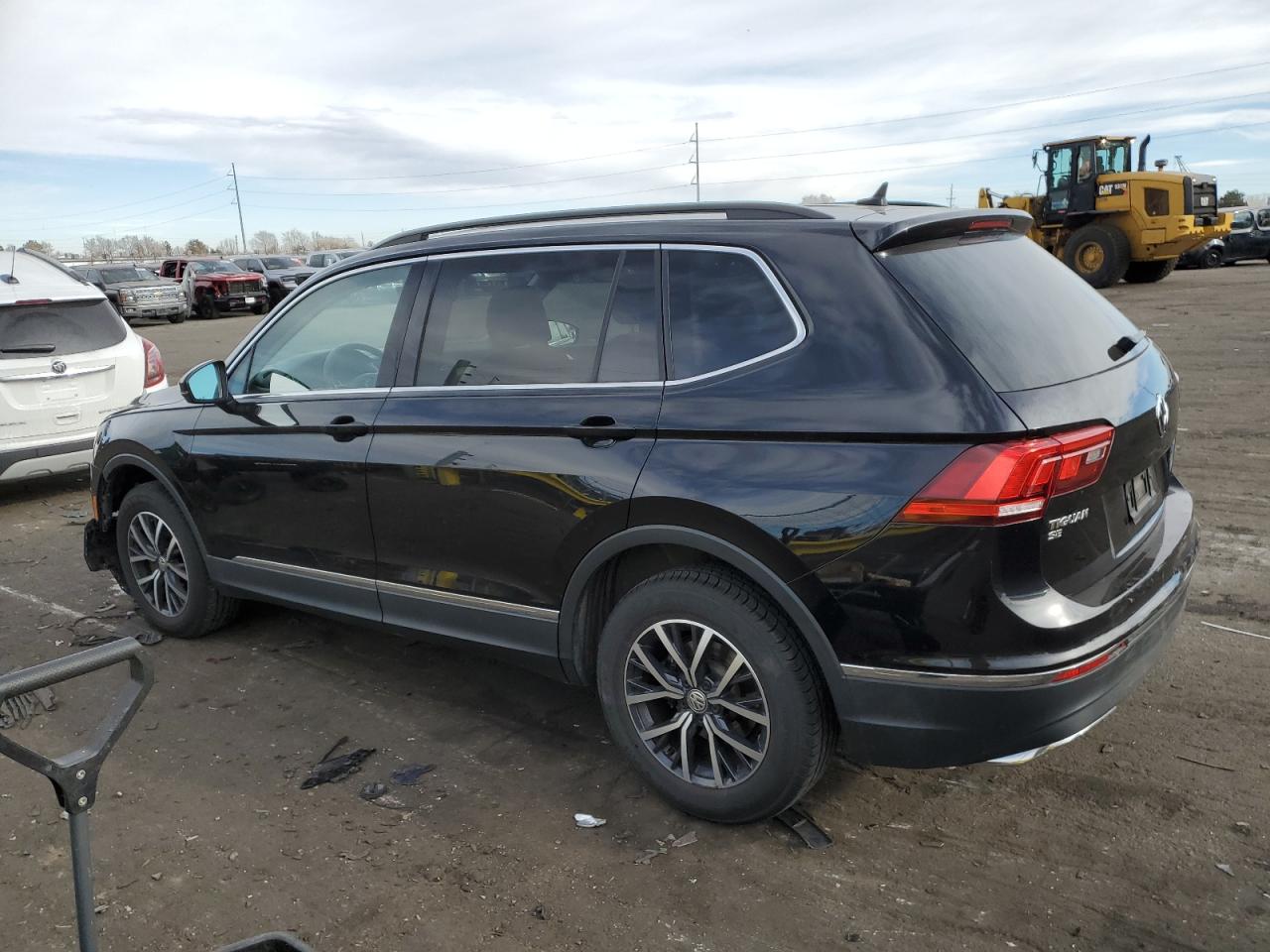 2020 Volkswagen Tiguan - Image 2