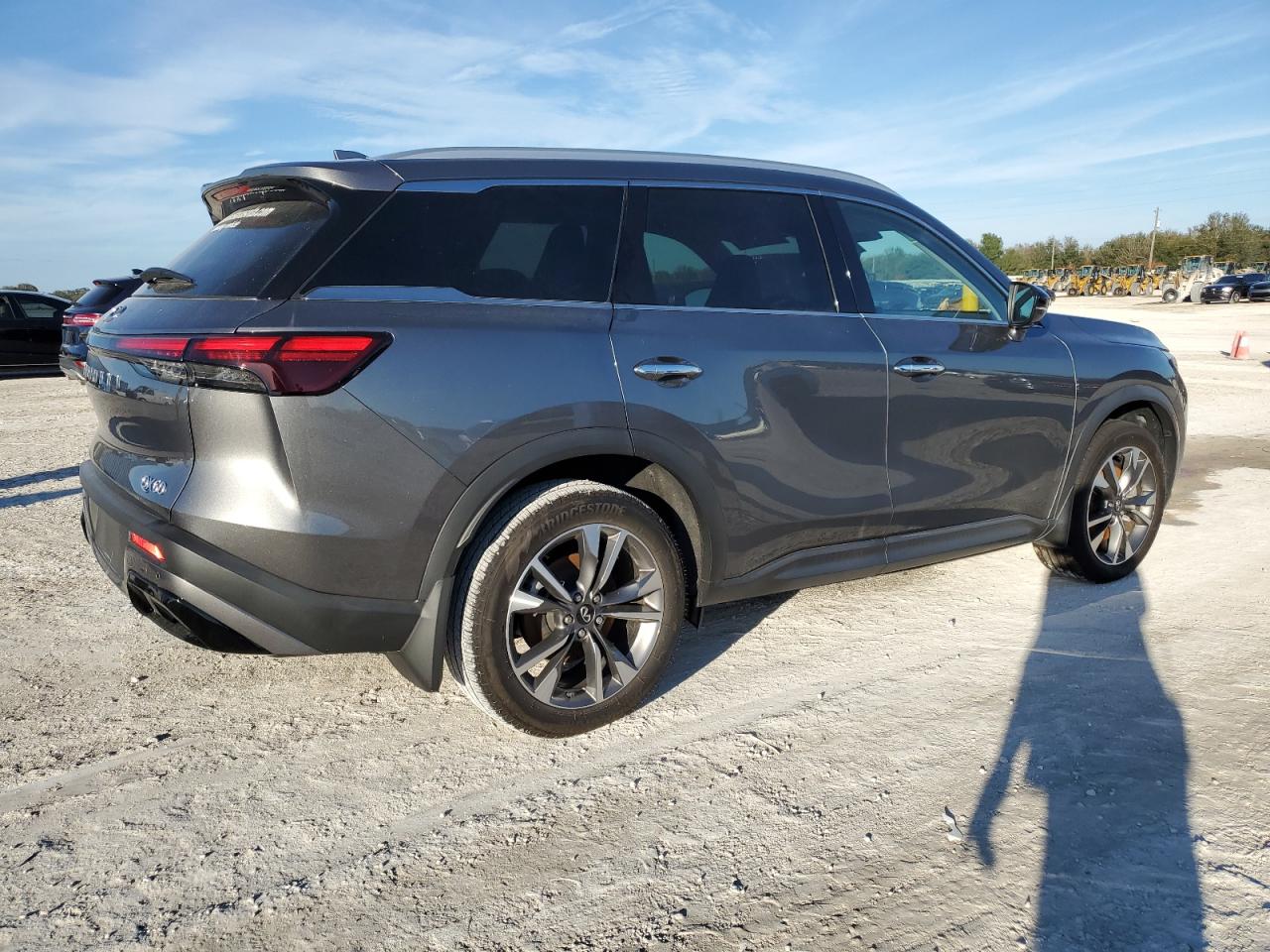 2024 Infiniti QX60 - Image 3
