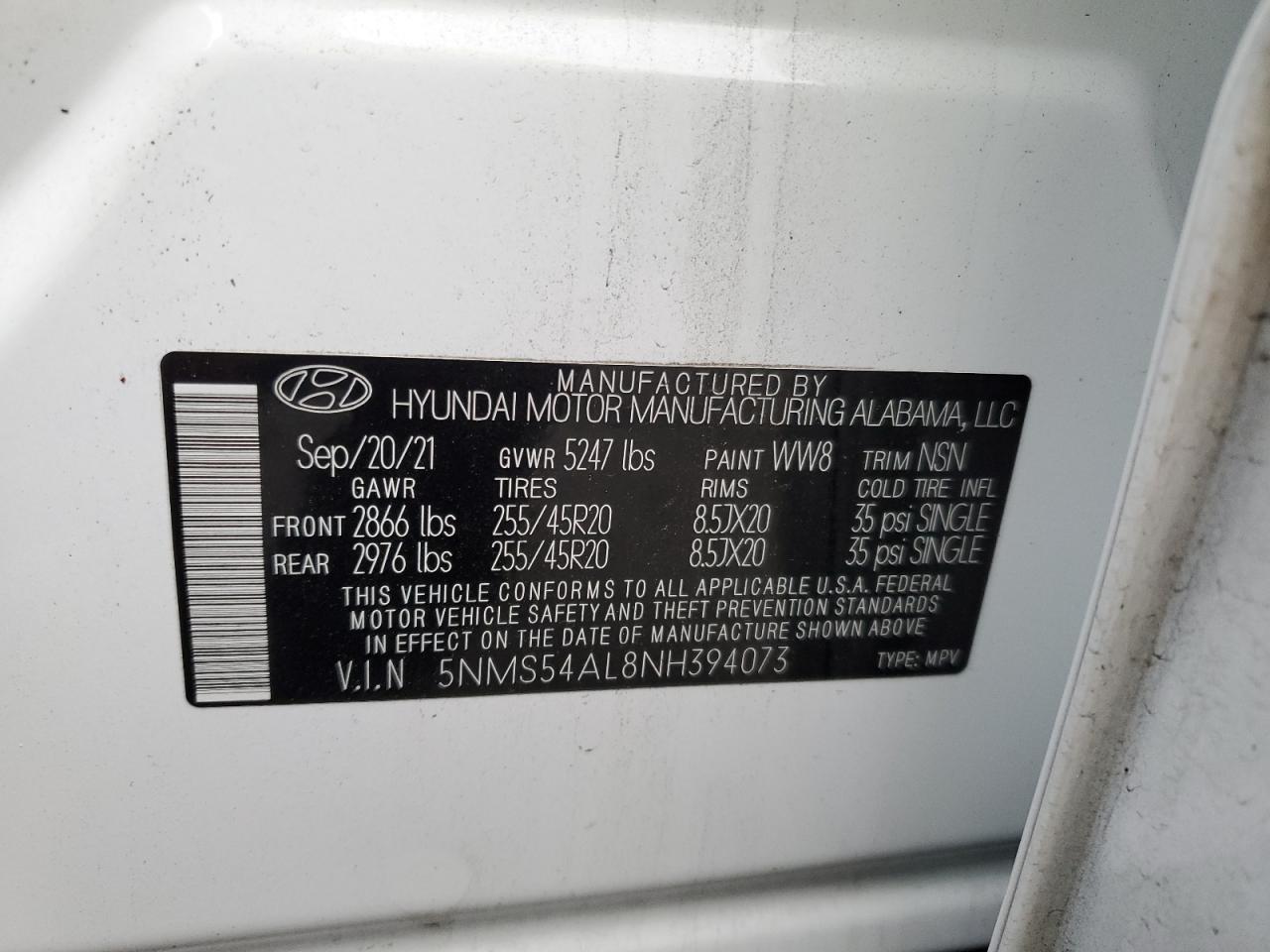 2022 Hyundai Santa Fe - Image 16