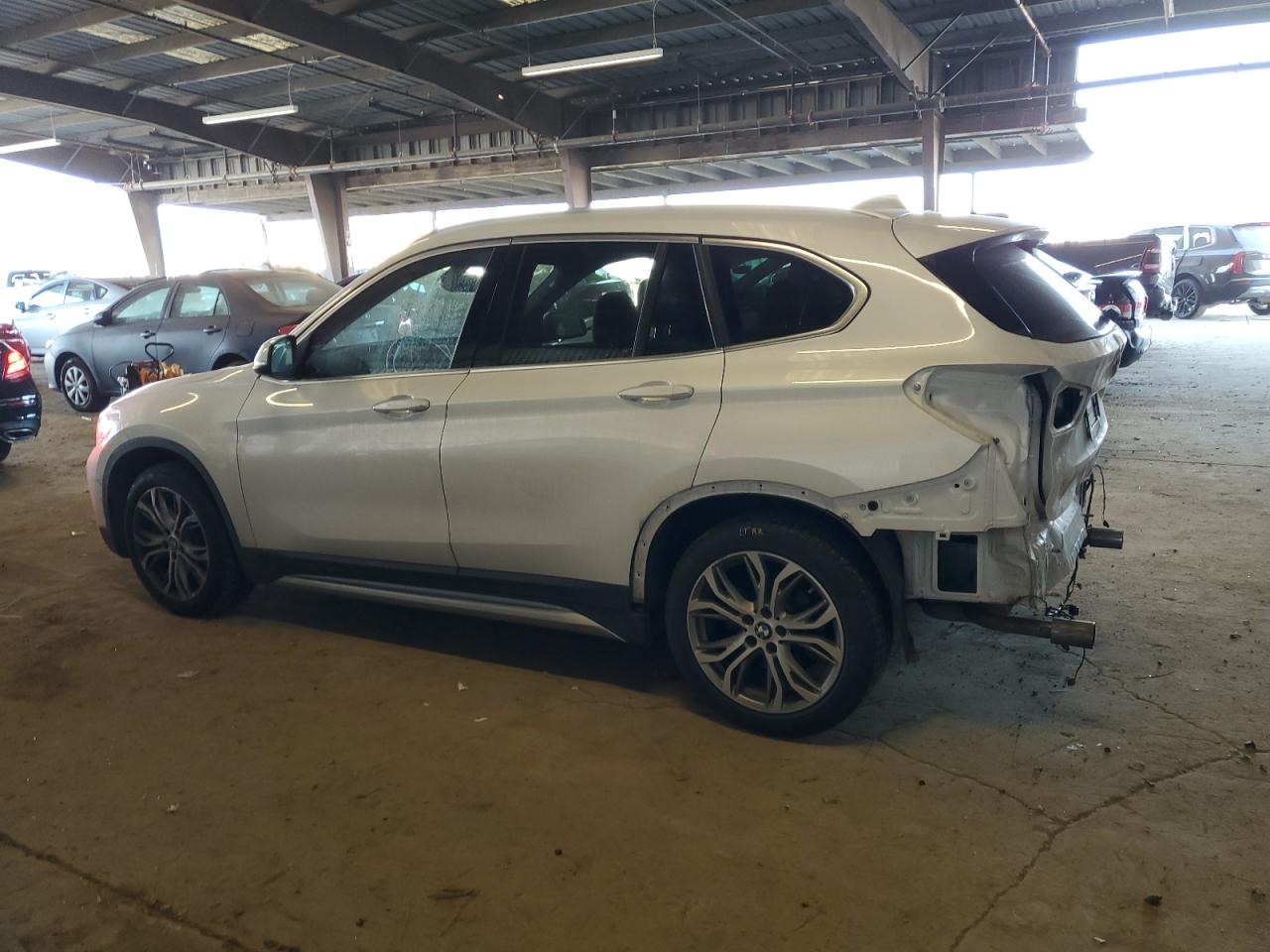 2016 BMW X1 - Image 2