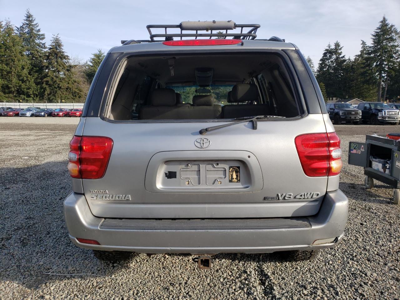 2001 Toyota Sequoia - Image 6