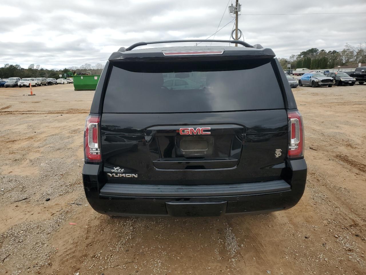 VIN 1GKS1AKC1FR667526 2015 GMC YUKON no.6