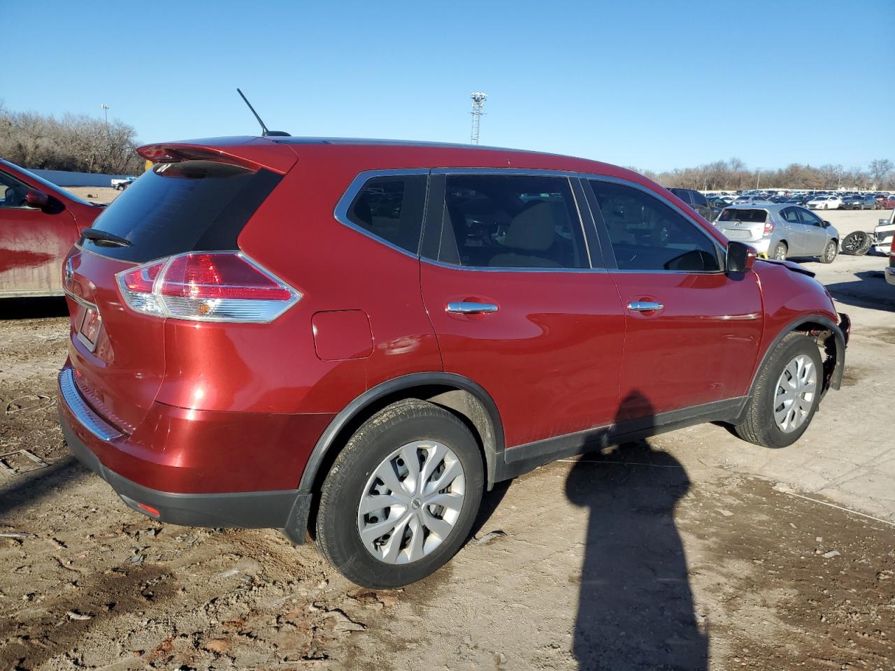 2015 Nissan Rogue - Image 3