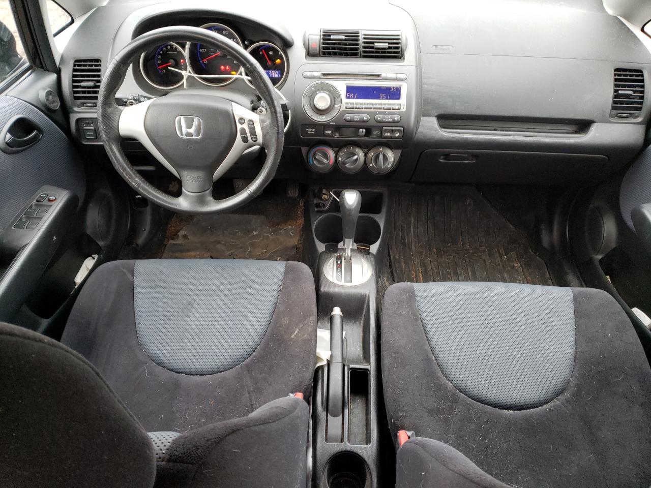 2008 Honda Fit - Image 8