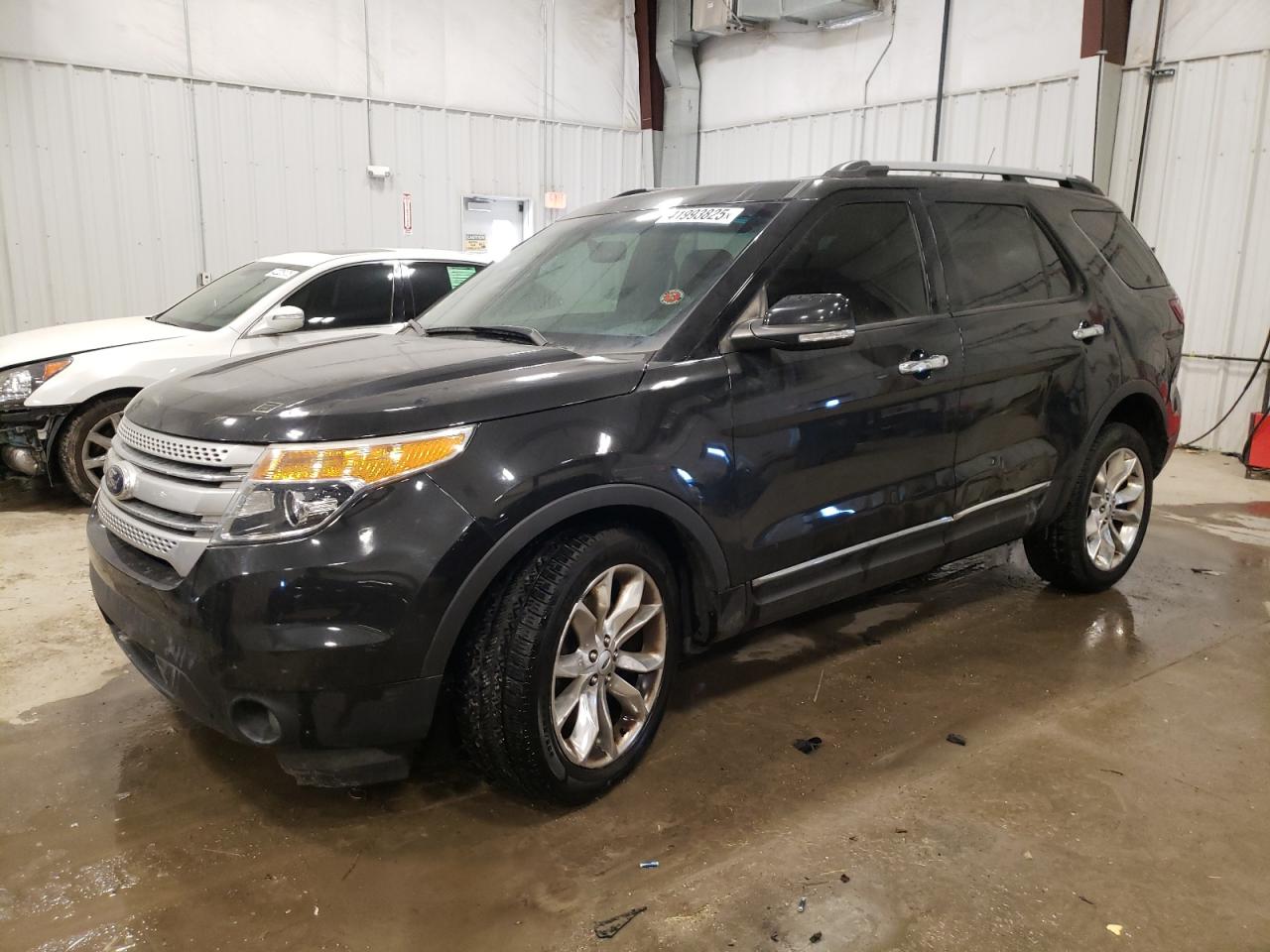 2015 Ford Explorer - Image 1