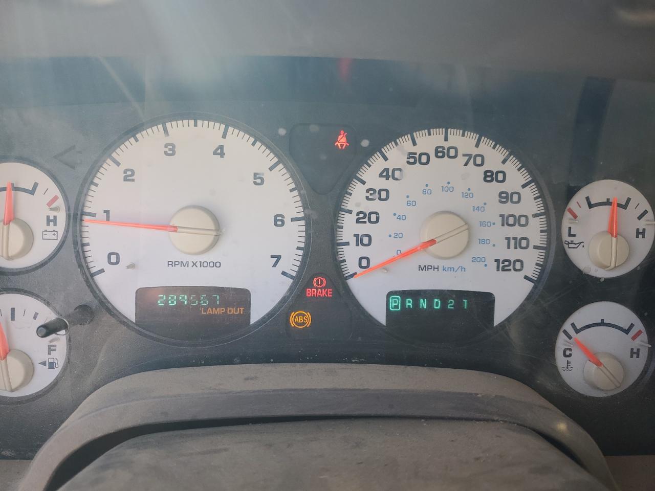 2003 Dodge RAM - Image 9