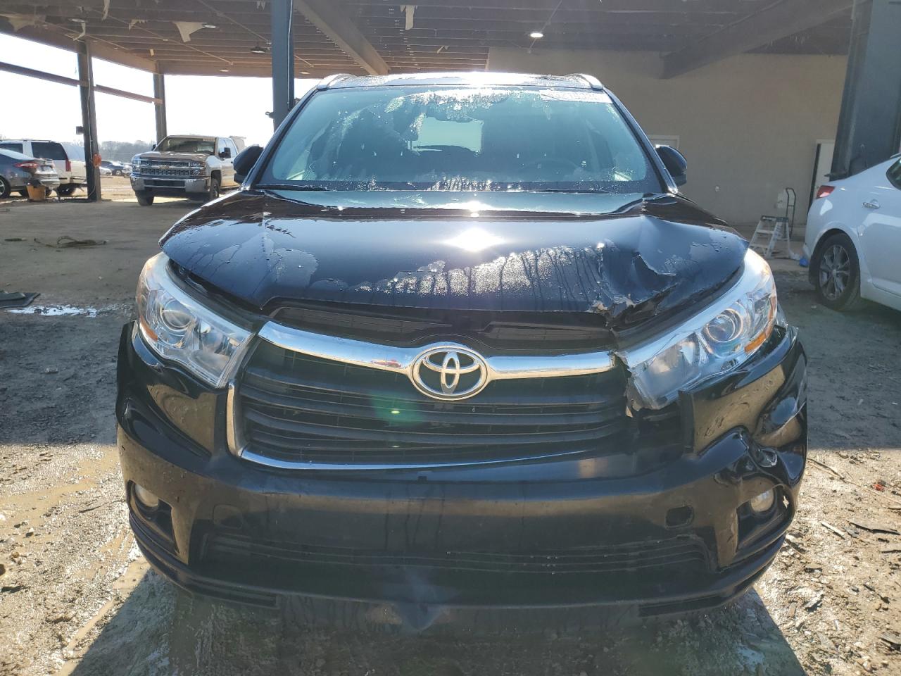 2014 Toyota Highlander - Image 5