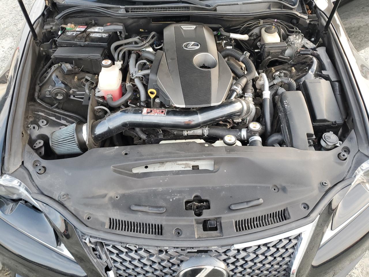 2016 Lexus IS - Image 11