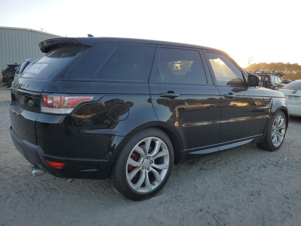 2016 Land Rover Range Rover - Image 3