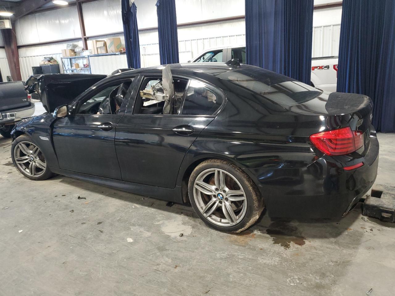 2014 BMW 5er - Image 2