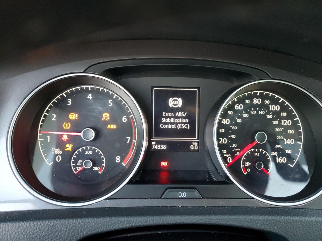 2017 Volkswagen Golf - Image 9