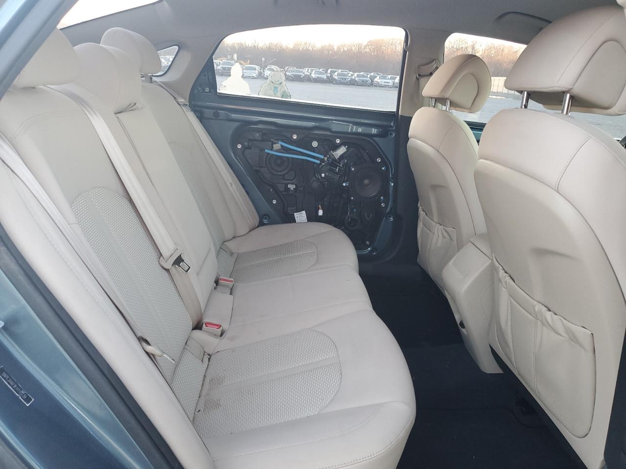 2015 Hyundai Sonata - Image 10