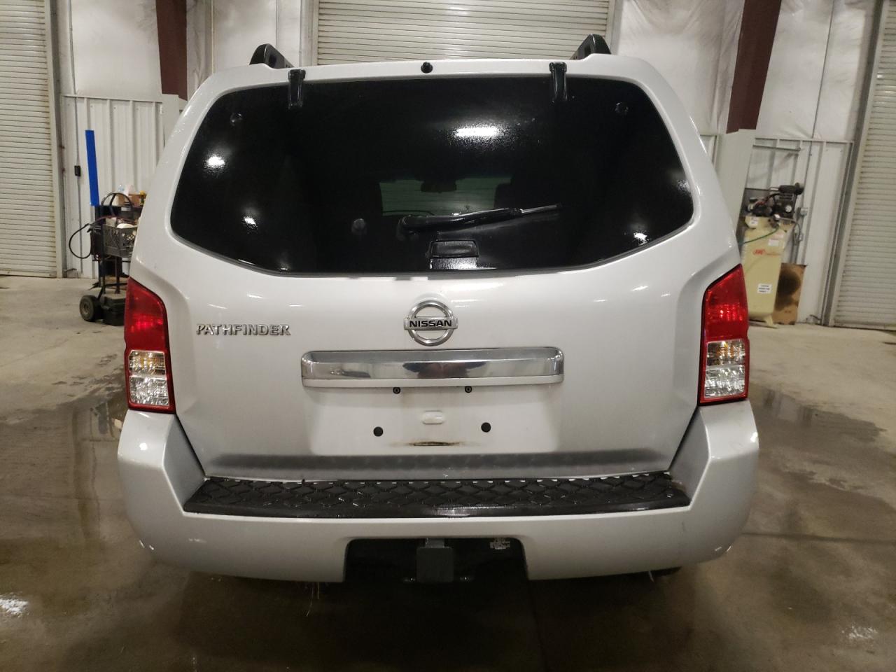 2012 Nissan Pathfinder - Image 6