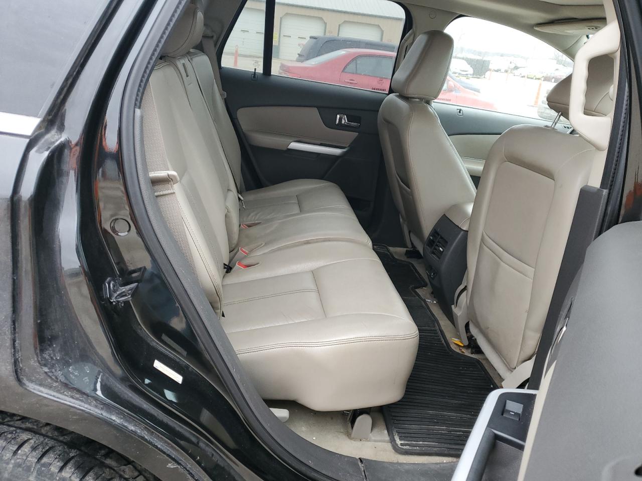 2011 Ford Edge - Image 10