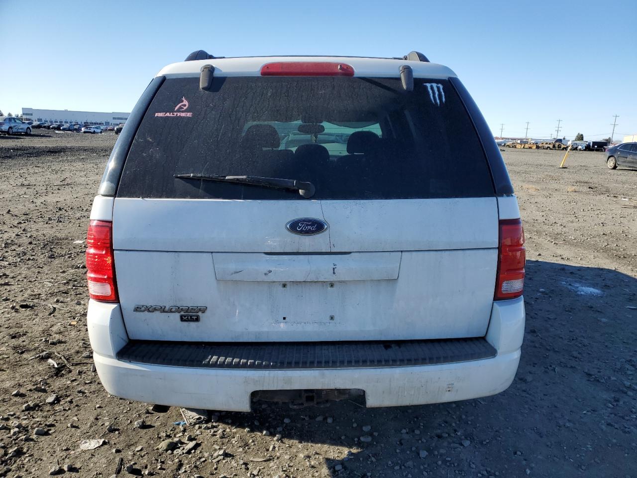 2004 Ford Explorer - Image 6