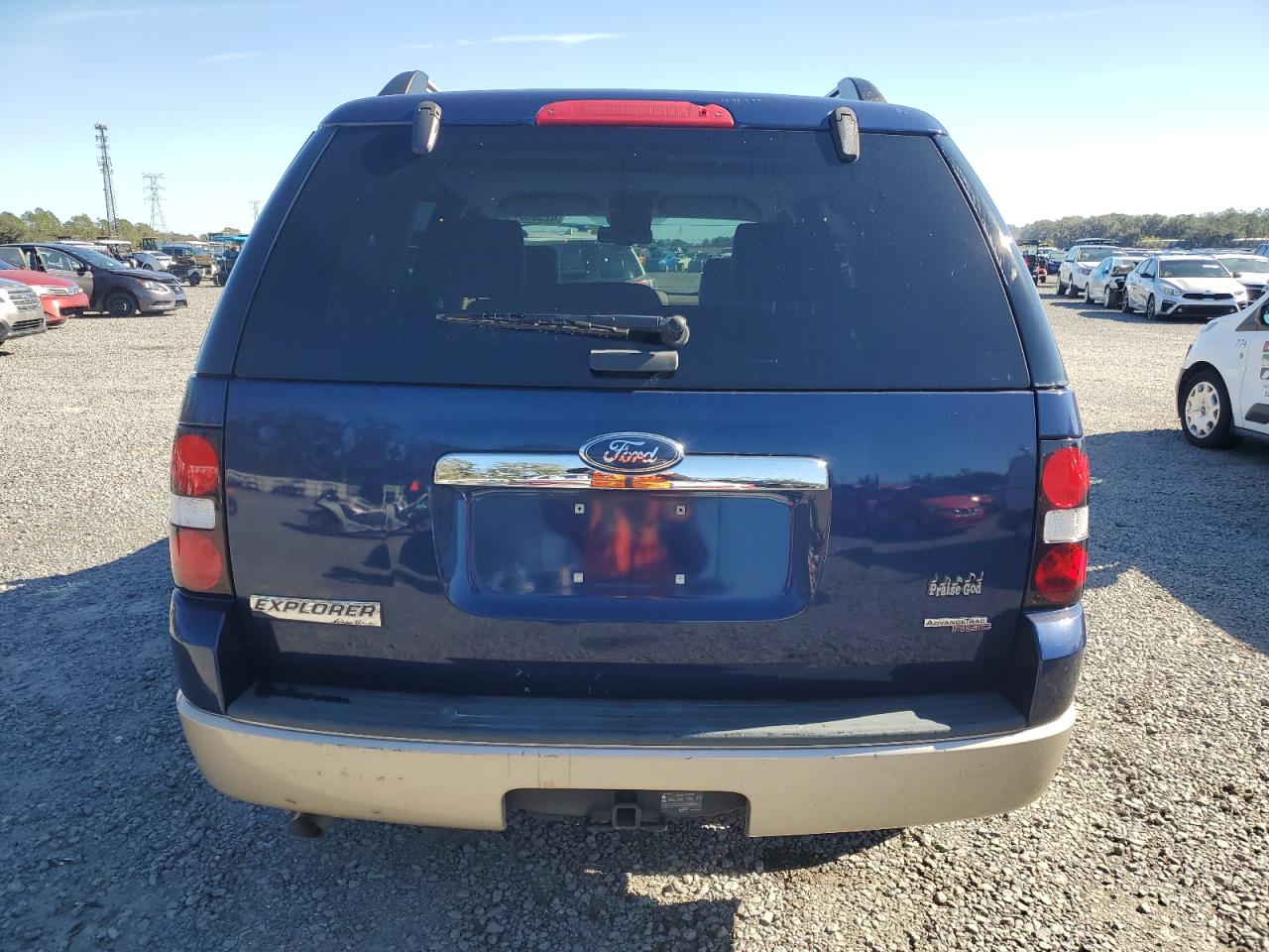 2007 Ford Explorer Eddie Bauer VIN: 1FMEU64E57UA78551 Lot: 42566575