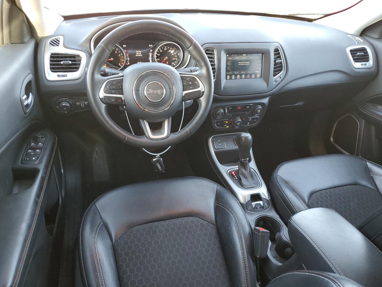 2018 Jeep Compass - Image 8