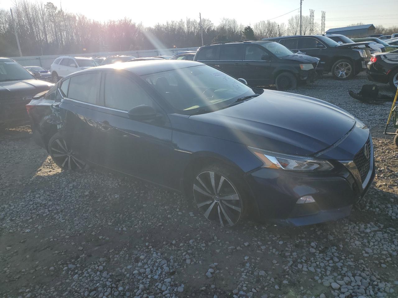 2019 Nissan Altima - Image 4