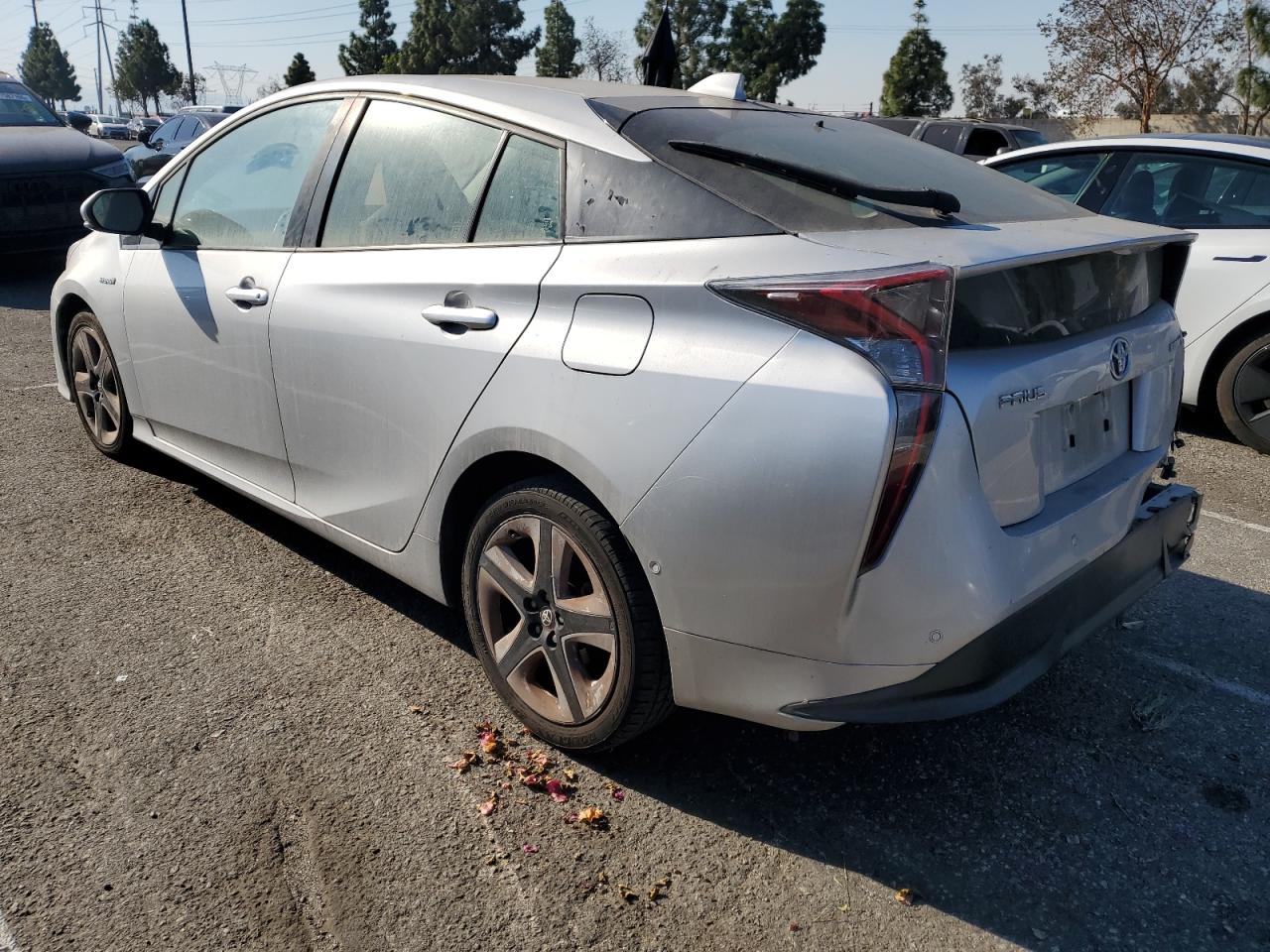 VIN JTDKARFU6G3005068 2016 TOYOTA PRIUS no.2