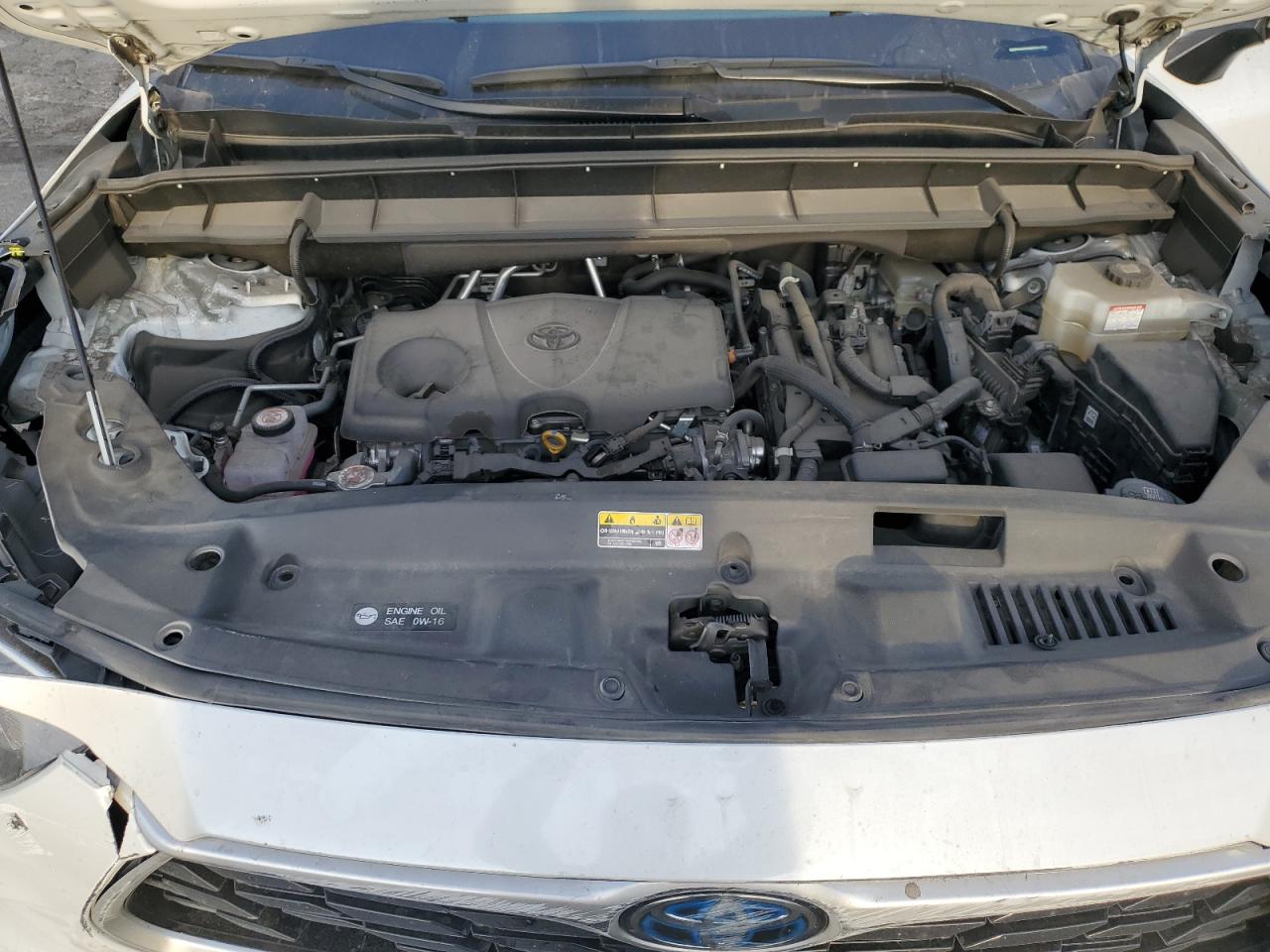 2022 Toyota Highlander - Image 14