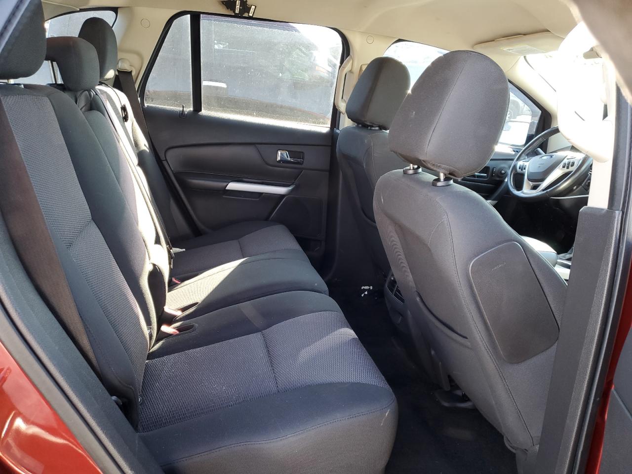 2014 Ford Edge - Image 11