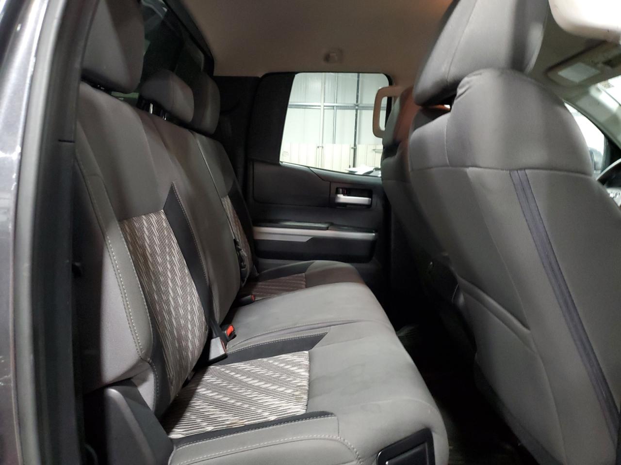 2018 Toyota Tundra - Image 10