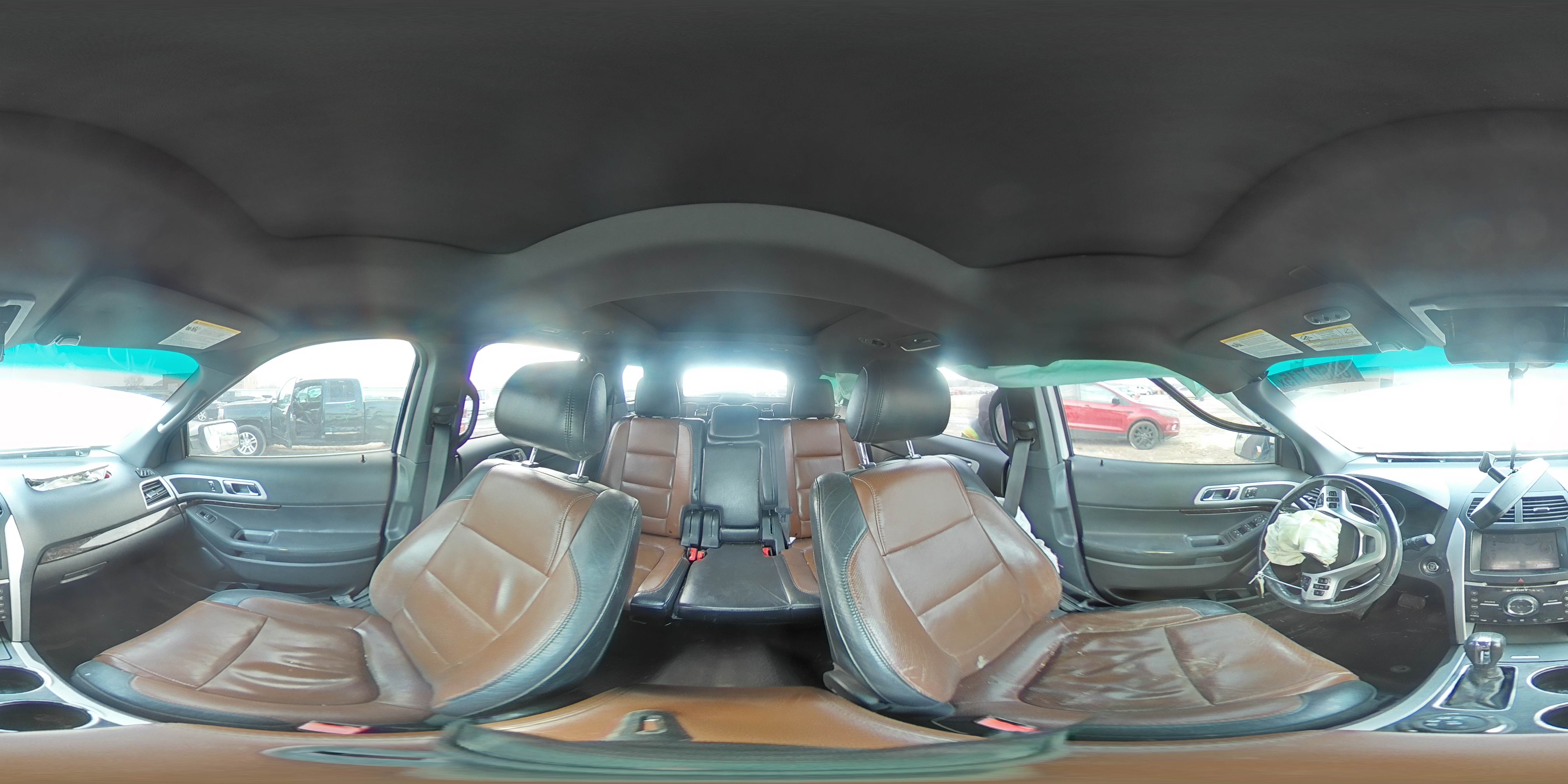 2011 Ford Explorer - Image 13