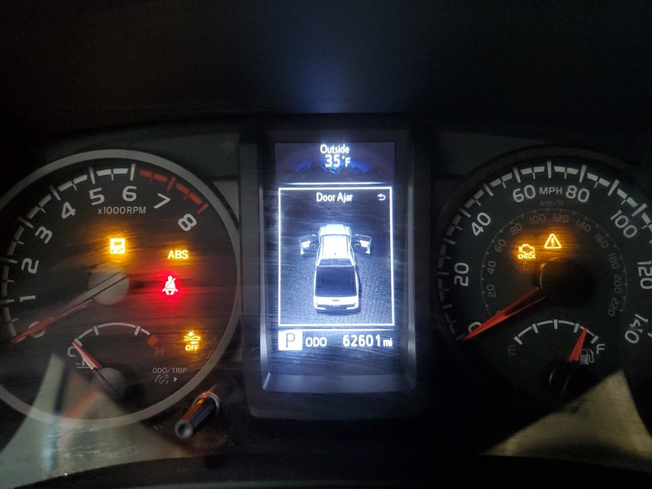 2020 Toyota Tacoma - Image 9
