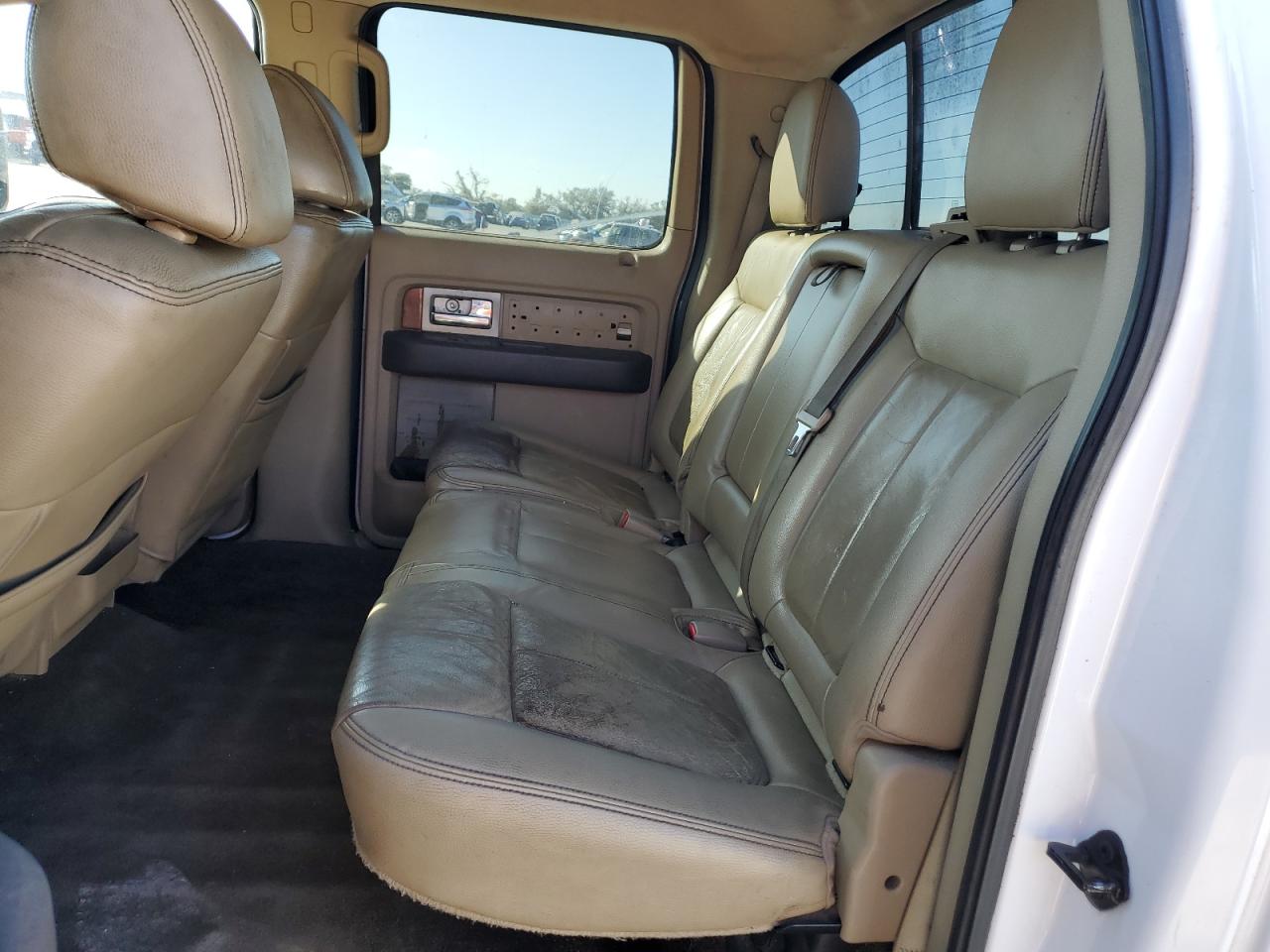 2010 Ford F-150 - Image 10