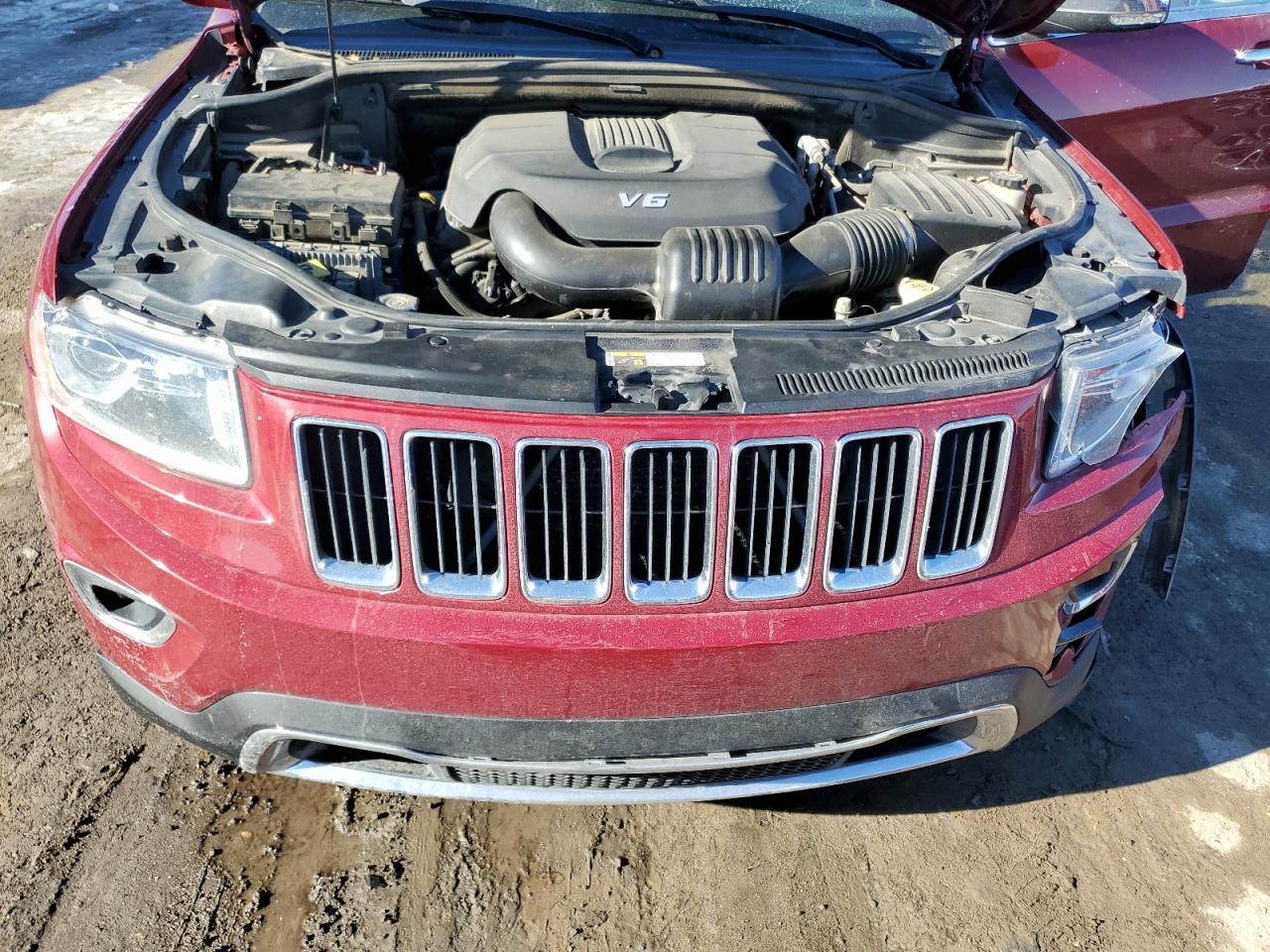 2015 Jeep Grand Cherokee - Image 13
