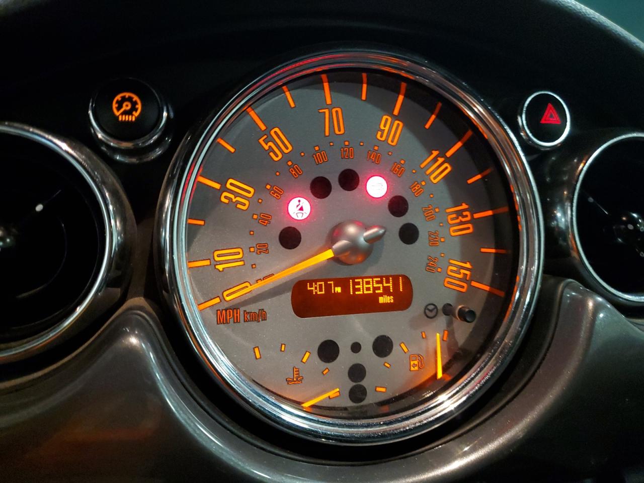 2006 MINI Cooper - Image 9