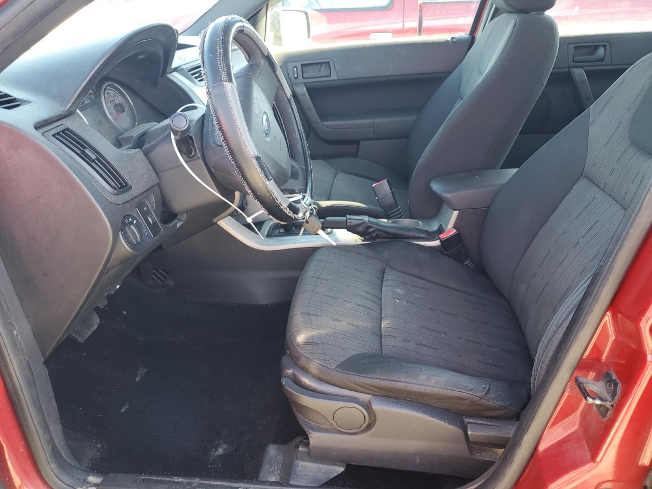 2009 Ford Focus - Image 7