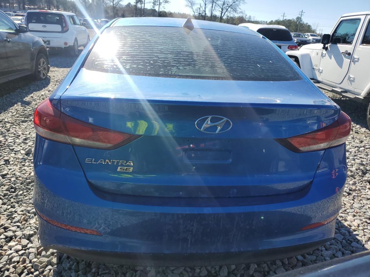 2017 Hyundai Elantra - Image 6