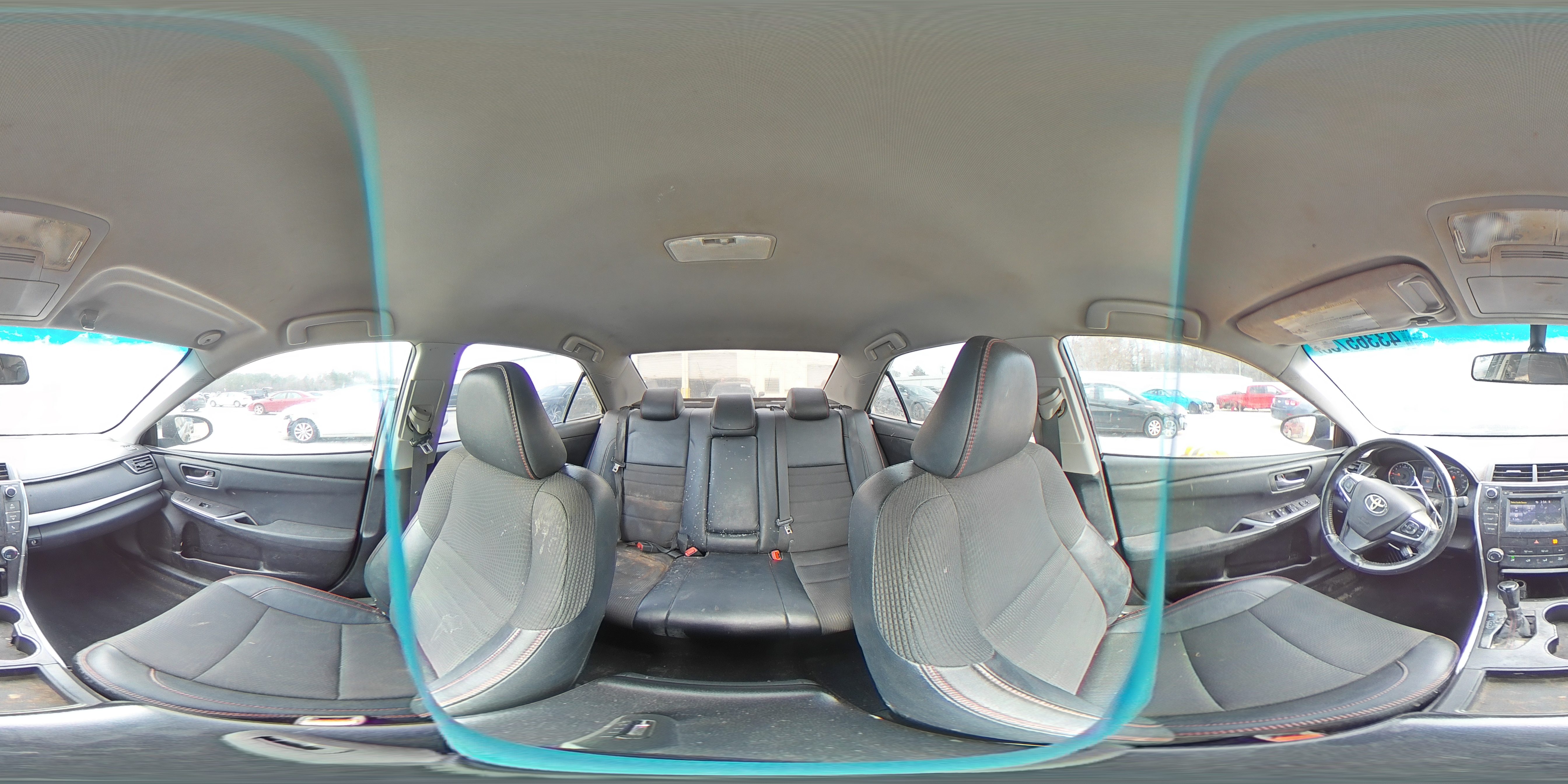 2016 Toyota Camry - Image 12